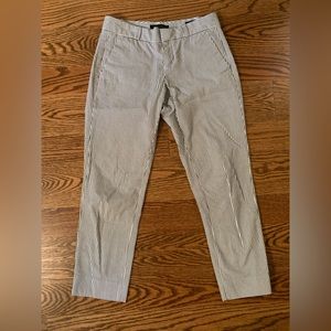 Banana Republic Avery Straight Cropped Pant in Seersucker